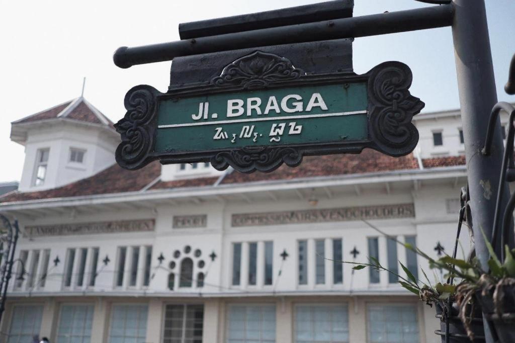 The House Tour Middletown Bandung